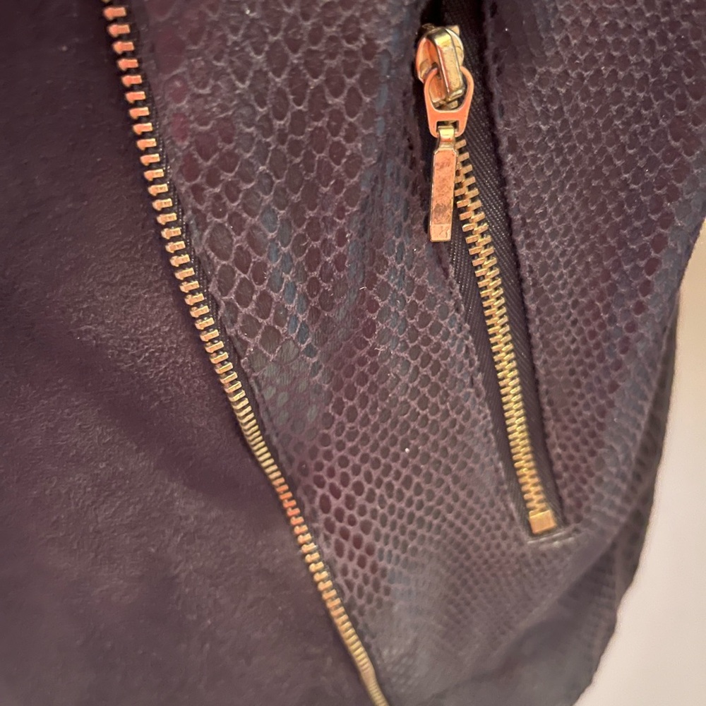 #230 Bali Black Blazer with Gold Details. Size XL - Picture 3 of 9
